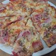 Pizza 4 formagio amb beicom Fumat (ahumado)