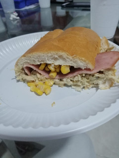 Una foto de Sándwich al estilo cubano