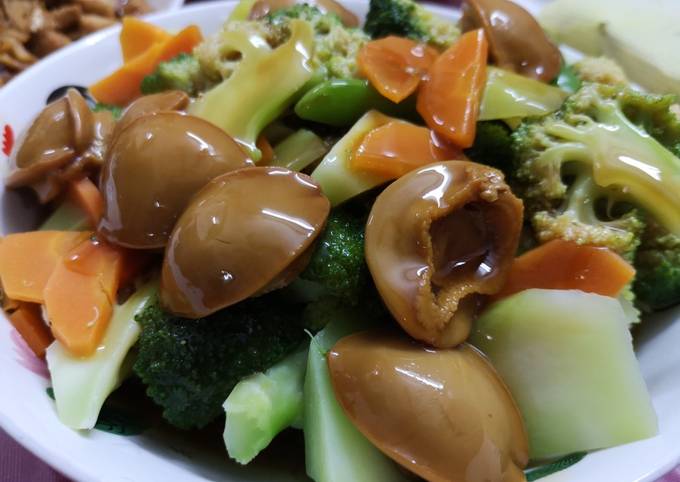 Abalone broccoli and Nutmeg