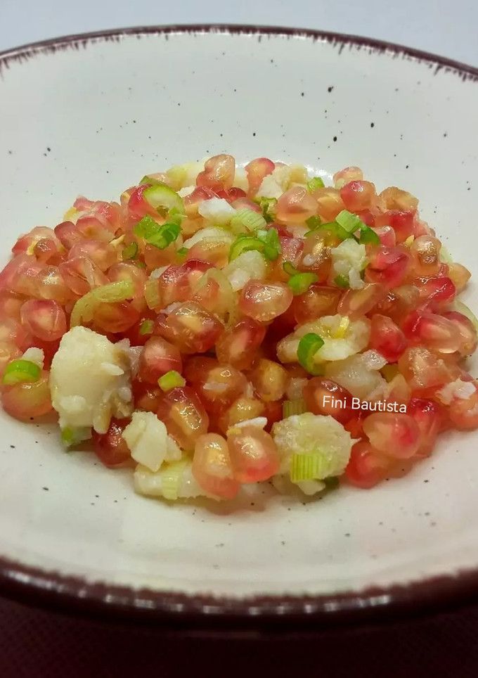 Una foto de Ensalada de Granada y bacalao