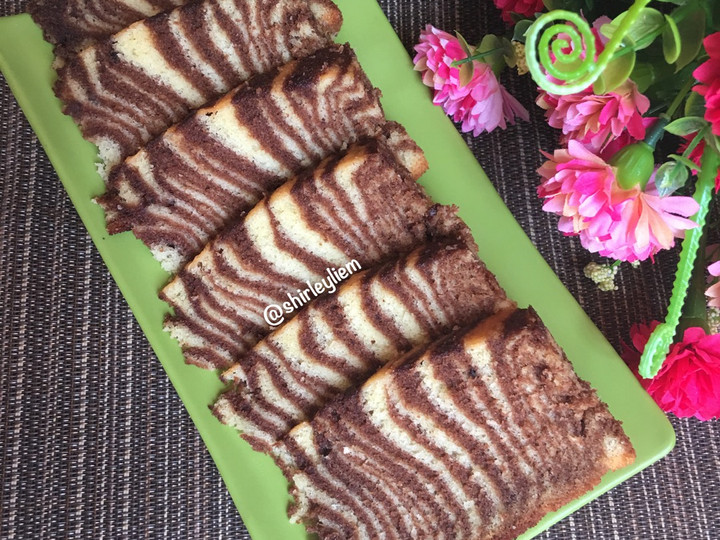 Cara Buat Egg White Zebra Cake aka Kue Zebra Putih Telur Ekonomis Untuk Jualan