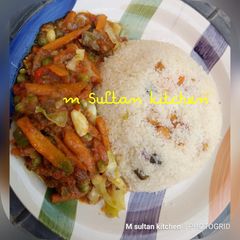 A picture of Dambun shinkafa with vegetables soup.