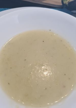 Una foto de Sopa de papa con apio