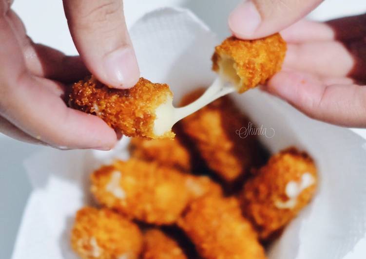 Bagaimana Menyiapkan Mozzarella Stick, Lezat Sekali