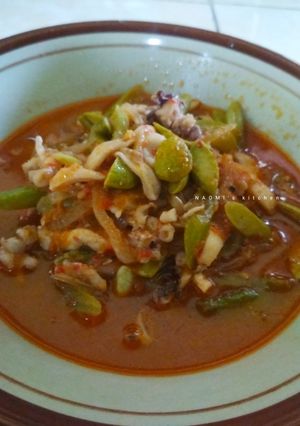 Foto resep Cumi petai campur buncis kuah saus tiram