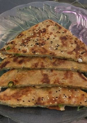 A picture of Stuffed shahi paneer paratha.