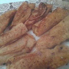 A picture of Sweet Mango Wraps (Amer patisapta).