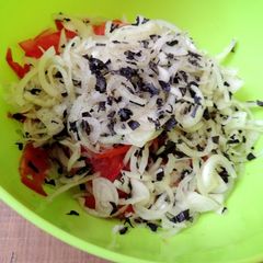 A picture of National Kyrgyz salad "Shakarap".