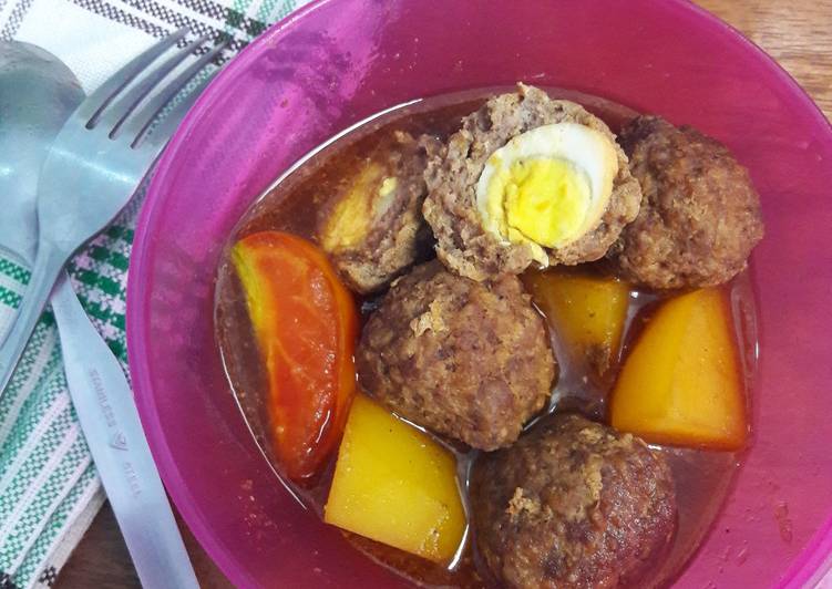 Rahasia Bikin Semur Bola Daging Isi Telur Puyuh Anti Gagal