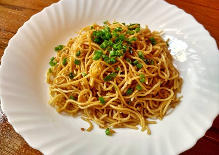 Simple Way to Make Speedy Chilli Garlic Noodles