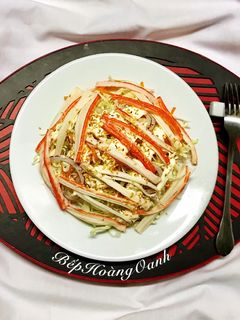 Hình của món Salad Bắp Cải Thanh Cua Trộn Xốt Mayonnaise.