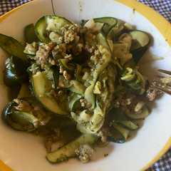 Foto di Pappardelle di Zucchina Pesto e Salsiccia