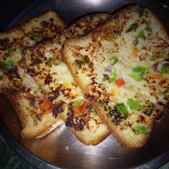 A picture of Rawa malai toast.