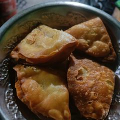 A picture of Nimki/ Namak Pare.