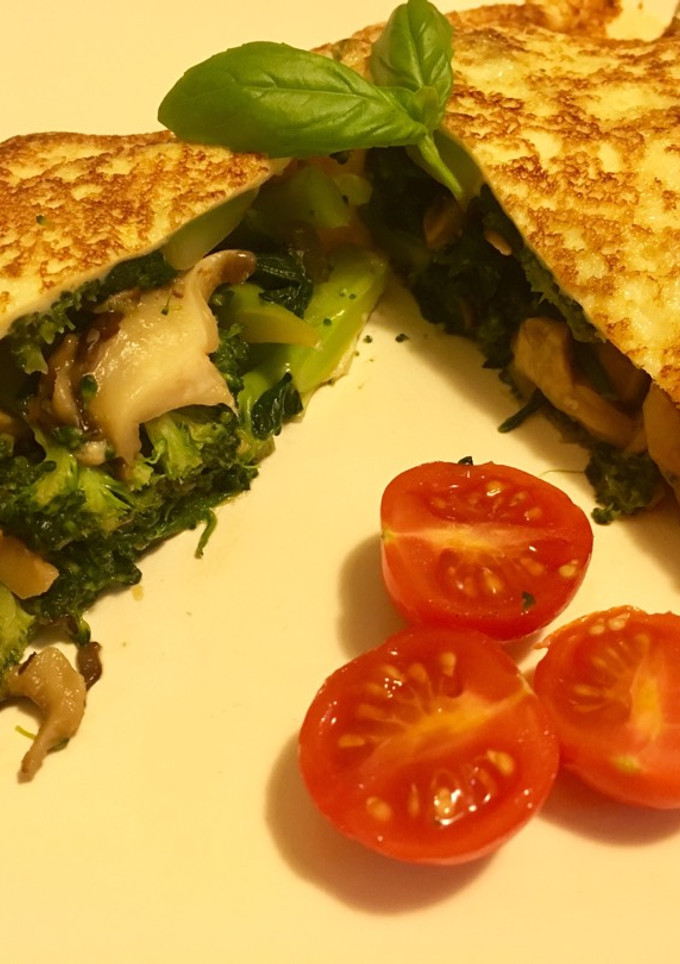 Una foto de Torticrepe de setas, brócoli y espinacas