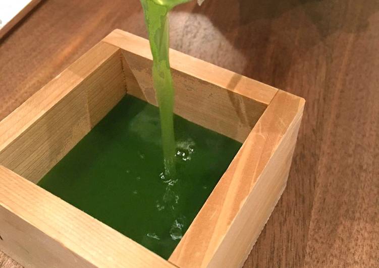 Steps to Make Homemade Matcha Green Tea Sake
