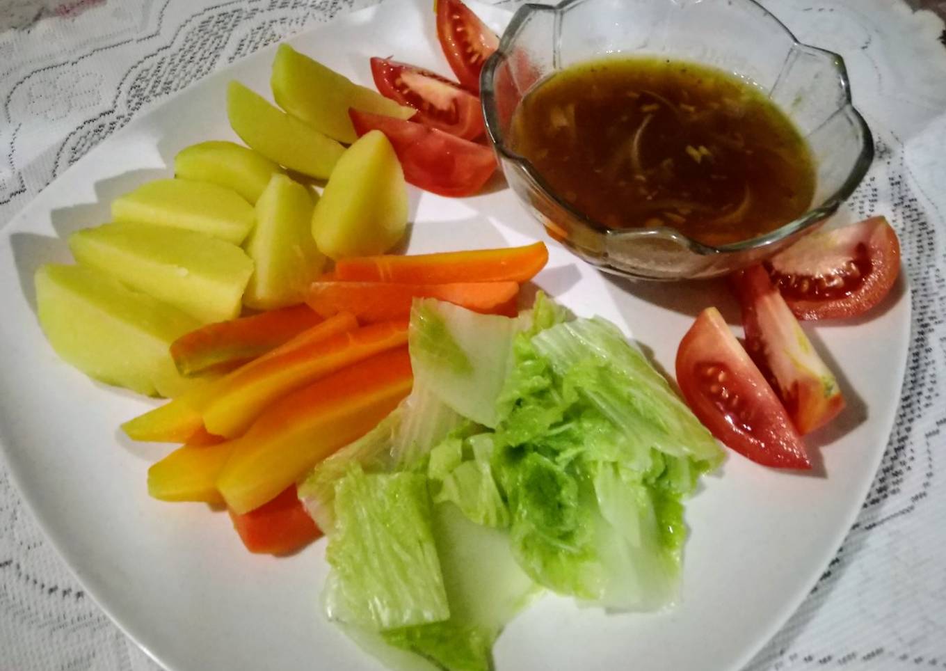 Salad Sayur  Simple (Salad Solo)
