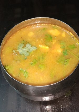 आलू टमाटर की सब्जी (Aloo Tamatar ki sabzi recipe in hindi) रेसिपी मुख्य फोटो