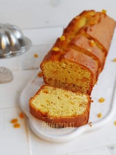 Une photo de Quatre quart a l orange confite et au levain