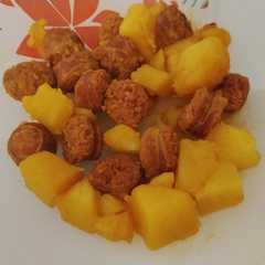 Una foto de Patatas con chorizo a la riojana en olla GM - D