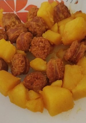 Una foto de Patatas con chorizo a la riojana en olla GM - D