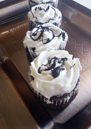 Whipped cream frosting ainihin hoton girkin