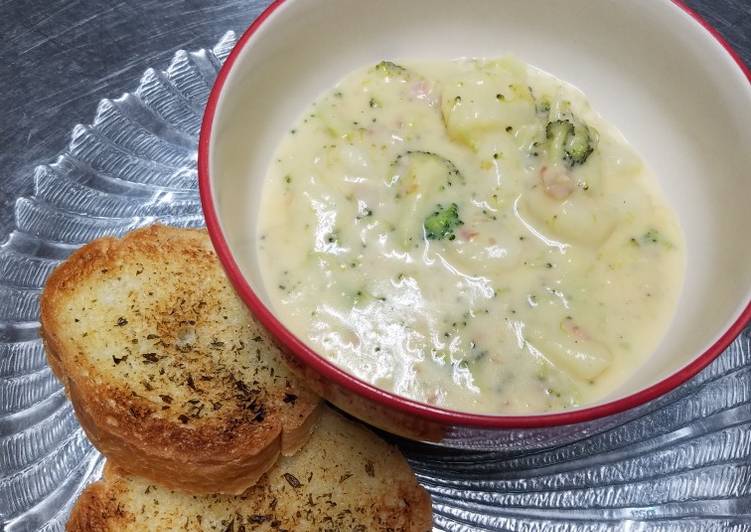 Potato broccoli ham and cheese soup