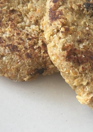 Una foto de Hamburguesas veganas de quinoa y lentejas