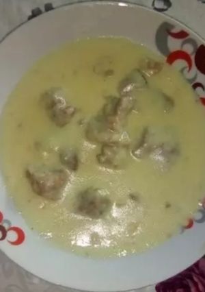O poză a rețetei Carne de porc cu sos alb.