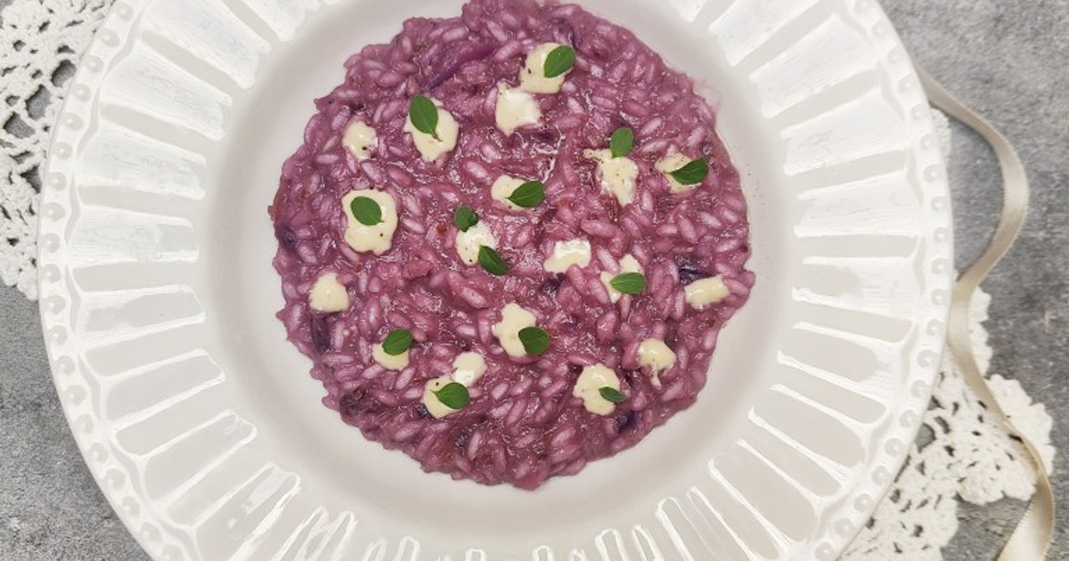 Red Cabbage Risotto With Pecorino Cream Recipe by Paola Catalano - Cookpad