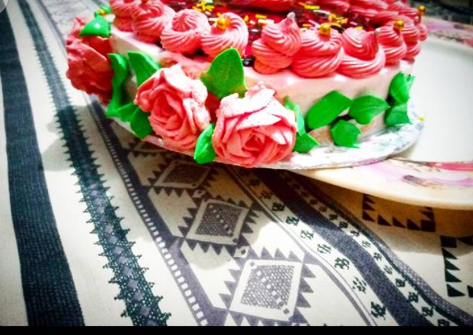 Cup Caker no Instagram: “This beauty is back going out for … | Tortas de  cumpleaños de chocolate, Tortas de cumpleaños para adultos, Pasteles  modernos de cumpleaños