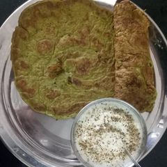 A picture of Moong dal chilla.