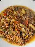 Lentilha com batata e abobrinha