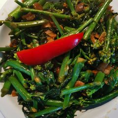 A picture of Stir fried baby Kai Lan.