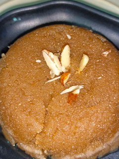 आटे का हलवा रेसिपी मुख्य फोटो
