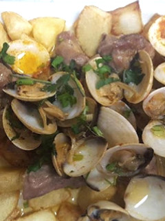Foto de Carne de Porco à Alentejana