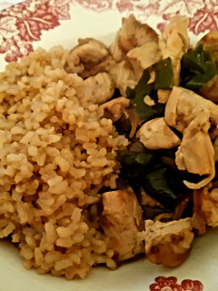 Una foto de Magro de pollo con arroz