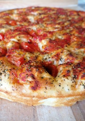 Foto di Focaccia con pomodorini e origano
