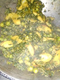 आलू मेथी की सब्जी (aloo methi ki sabzi recipe in Hindi) रेसिपी मुख्य फोटो