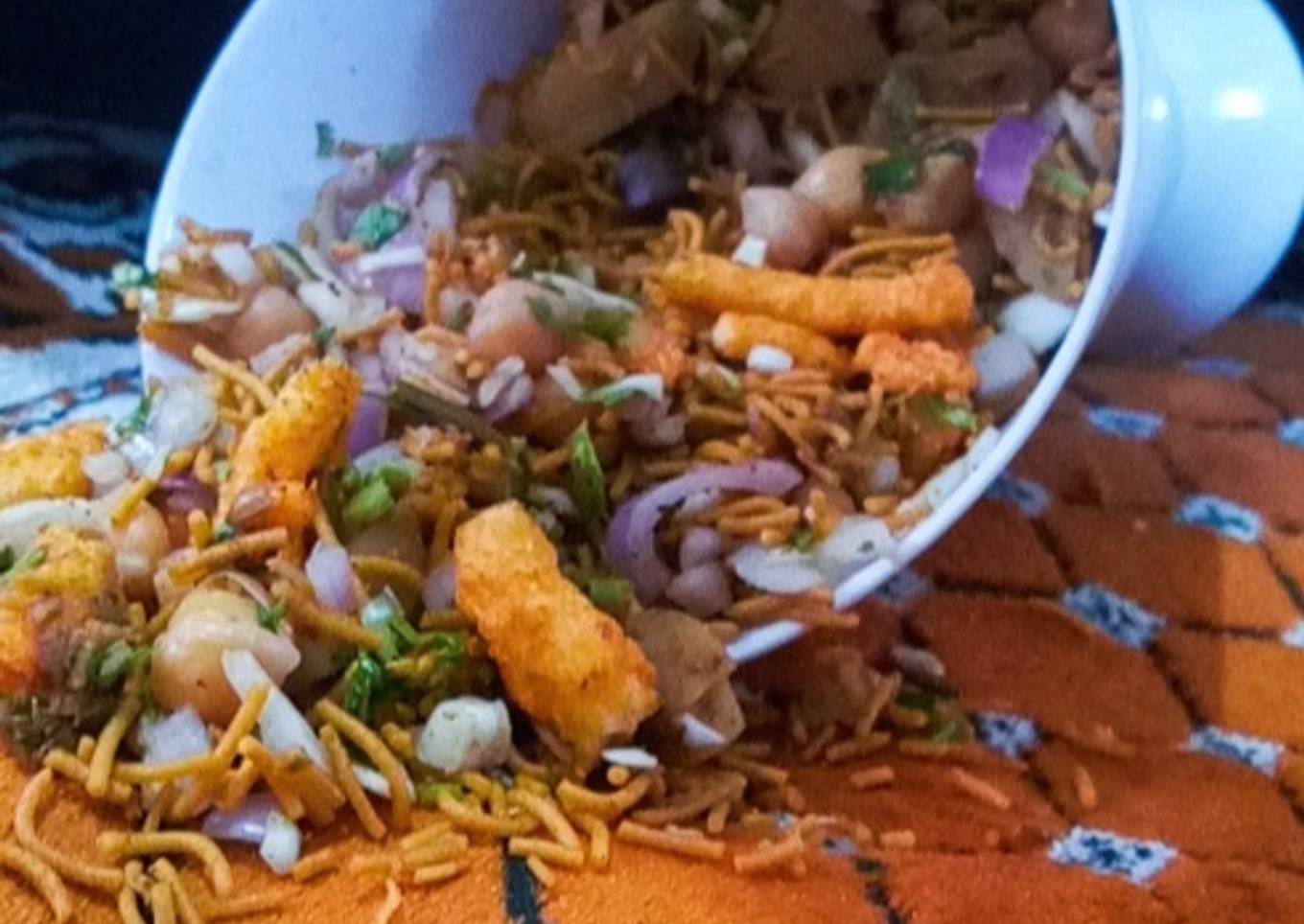 Bhel poori