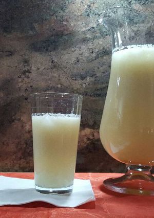 Una foto de Agua fresca de melón