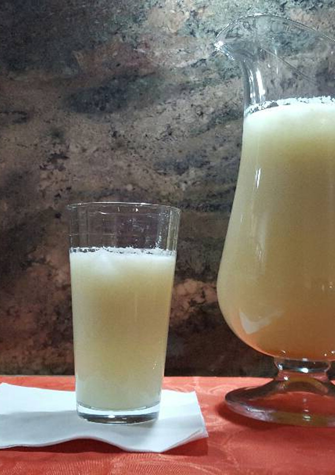 Una foto de Agua fresca de melón