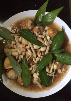 Hình của món Trứng cút lộn sốt me.