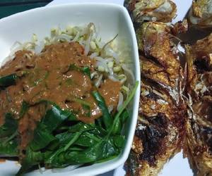 Resep mudah Ikan gembung goreng dan pecel sayur sederhana Nikmat Lezat