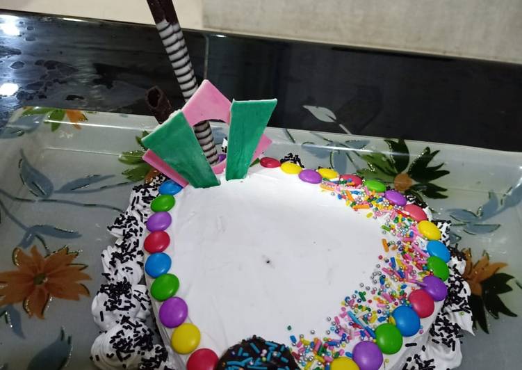 Homemade oreo biscuite cake Homemade oreo biscuite cake