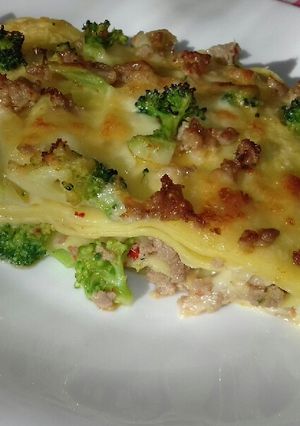 Foto di Lasagna broccoli e salsiccia