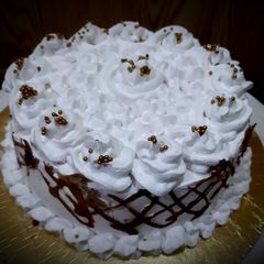 A picture of White Forest cake.