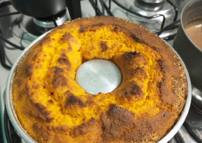 Bolo de cenoura fofinho: passo a passo para fazer em casa - VEM