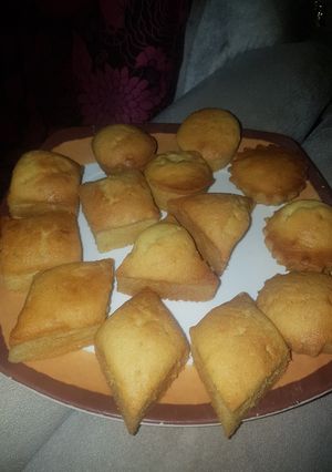 A picture of Cup cake with local cup cake pan.