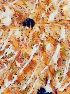 صورة لوصفة بيتزا خفيفة وبنينة 🤤